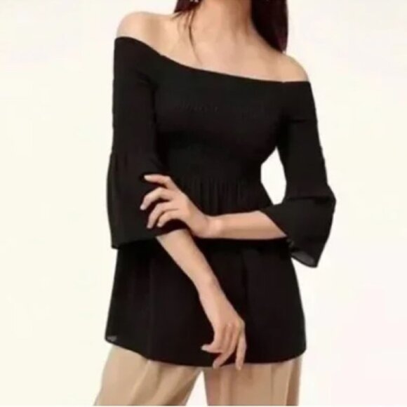 Aritzia Tops - Aritzia Babaton black Grantland Smocked Off the Shoulder top sz Large